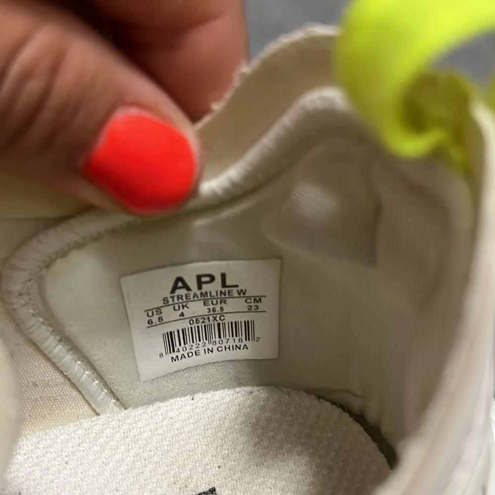 APL Women's Cream Running Shoes - Picture 5 of 5